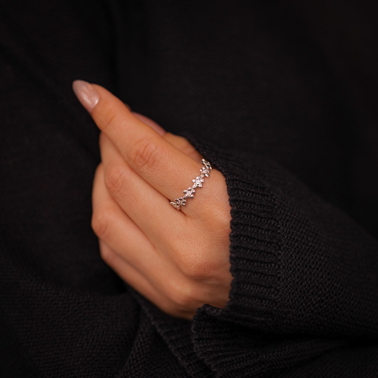 Diamonds & Daisies Eternity Ring