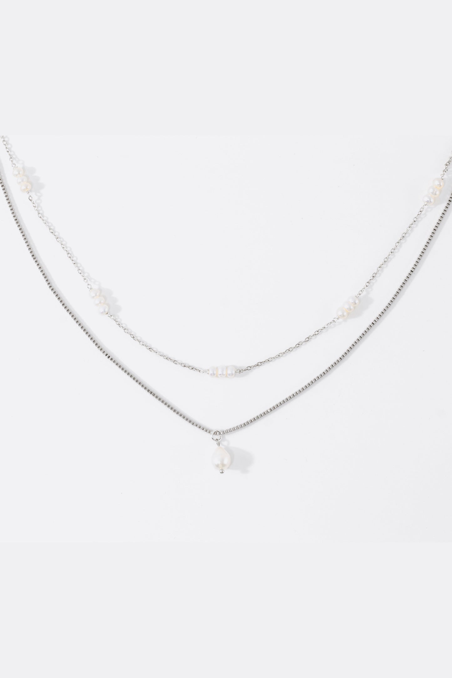 Dainty Layered Pearl Necklace