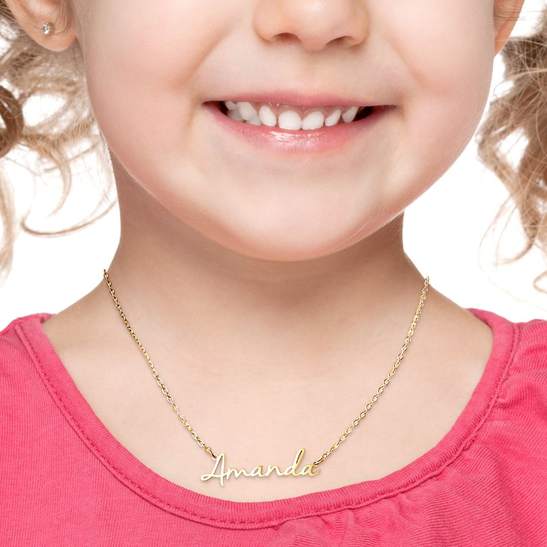 Fairy Name Necklace – Close Fit