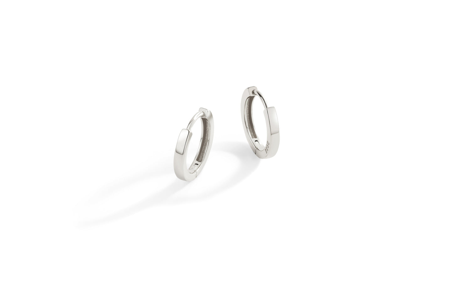Everyday Hinging Hoop Earring