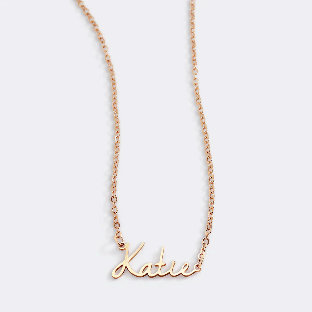 Fairy Name Necklace – Close Fit