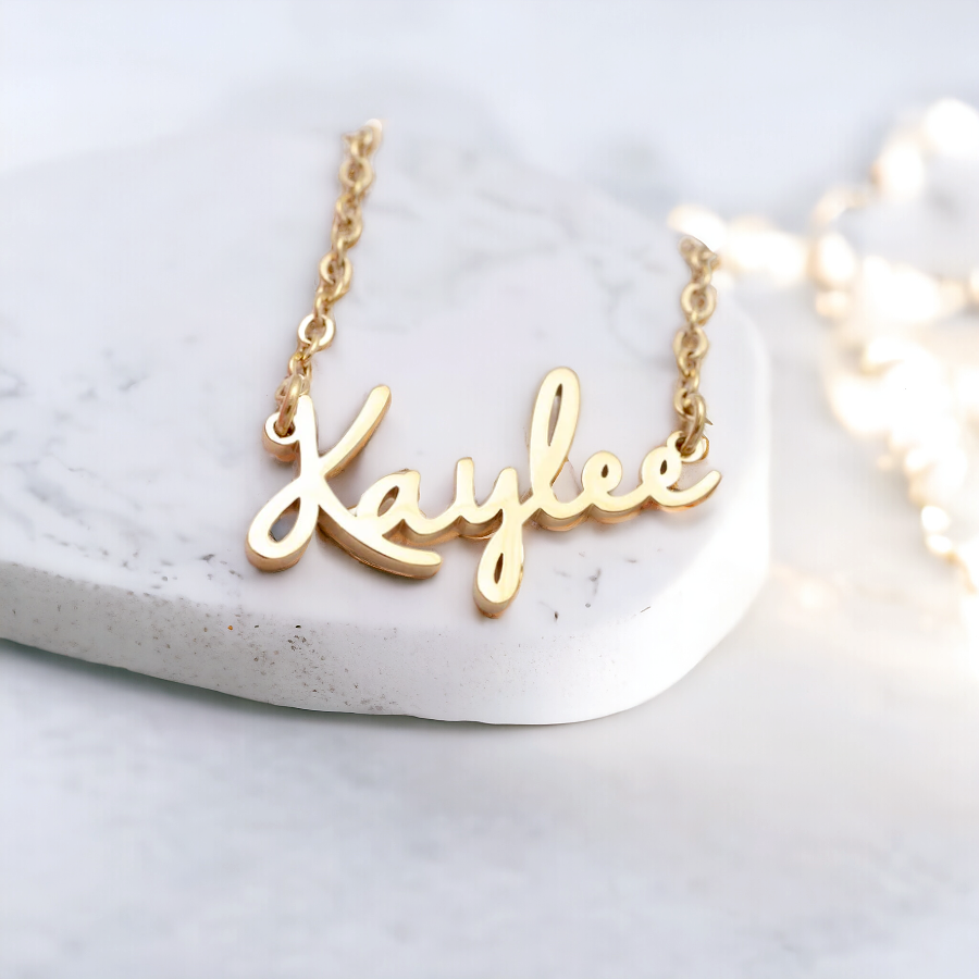 Fairy Name Necklace – Close Fit
