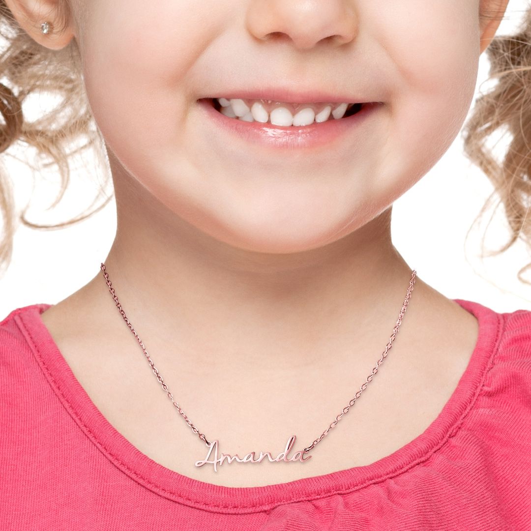 Fairy Name Necklace – Close Fit
