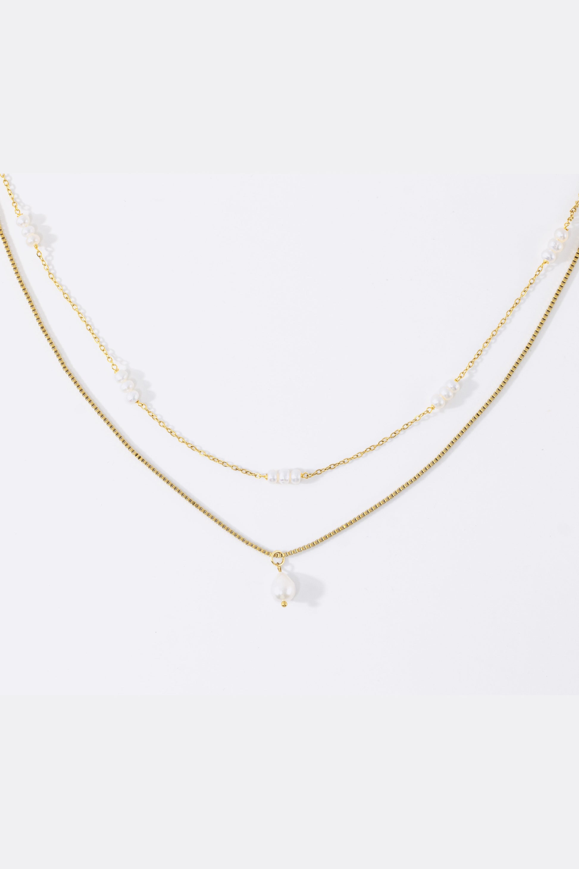 Dainty Layered Pearl Necklace