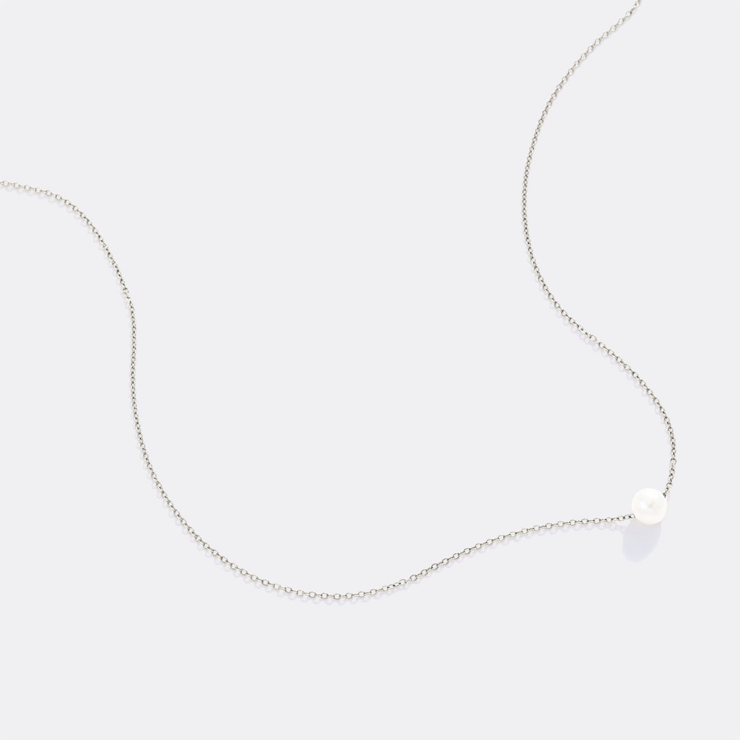 Floating Pearl Necklace