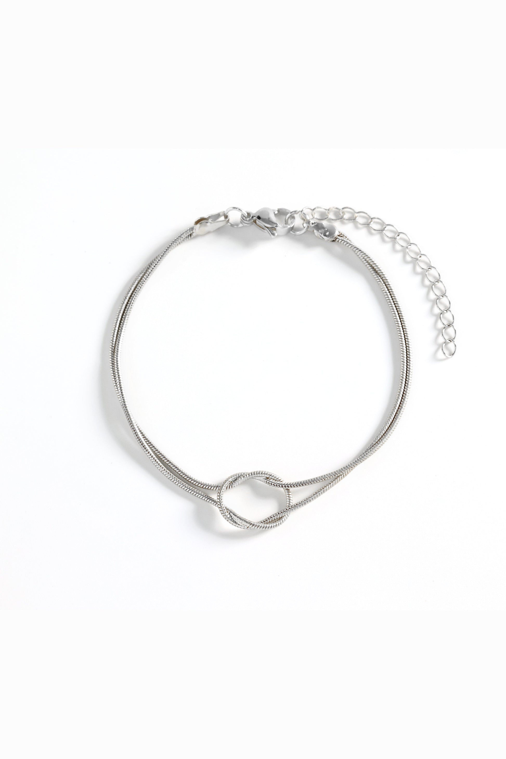 Dainty Knot Bracelet