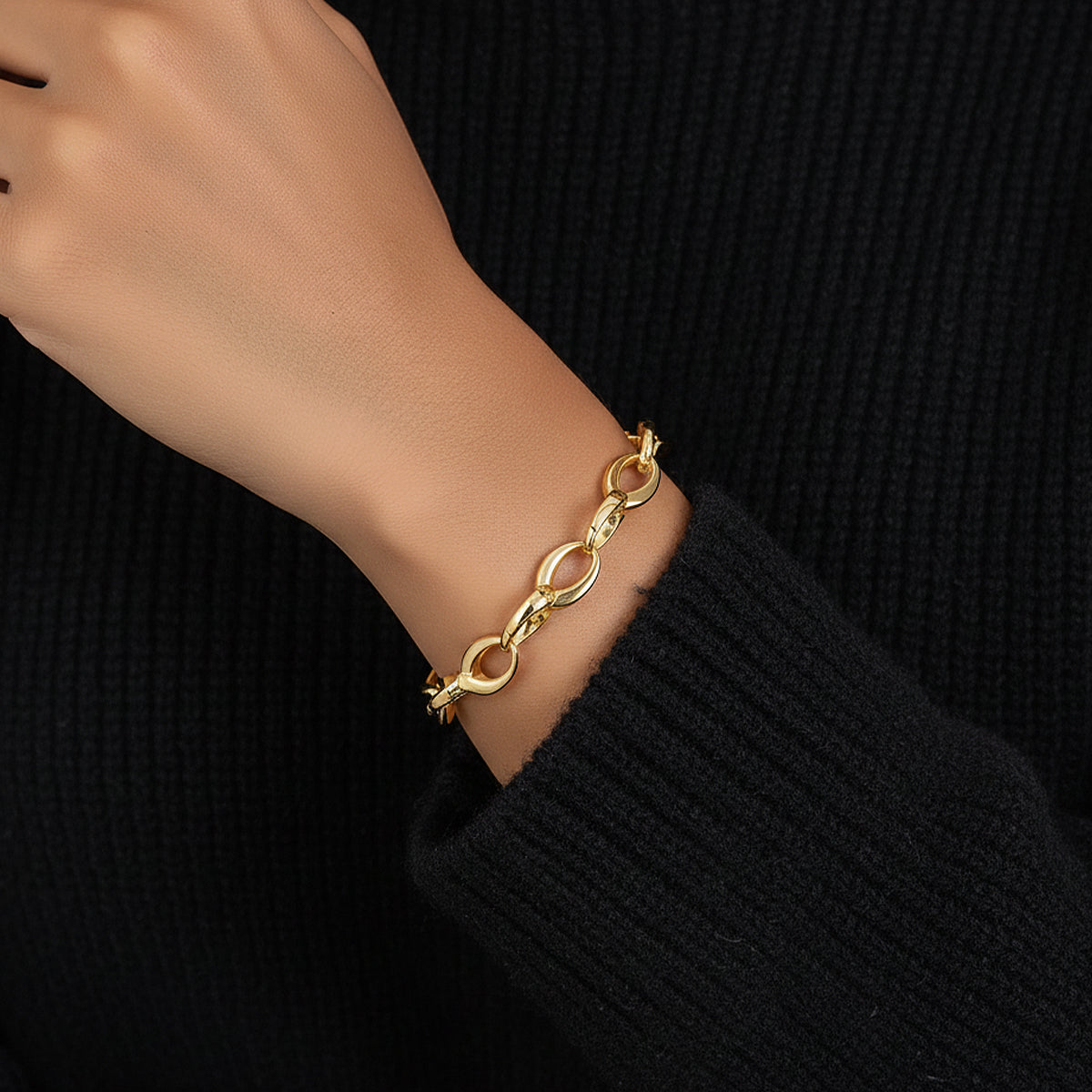 Bold Cable Link Charm Bracelet