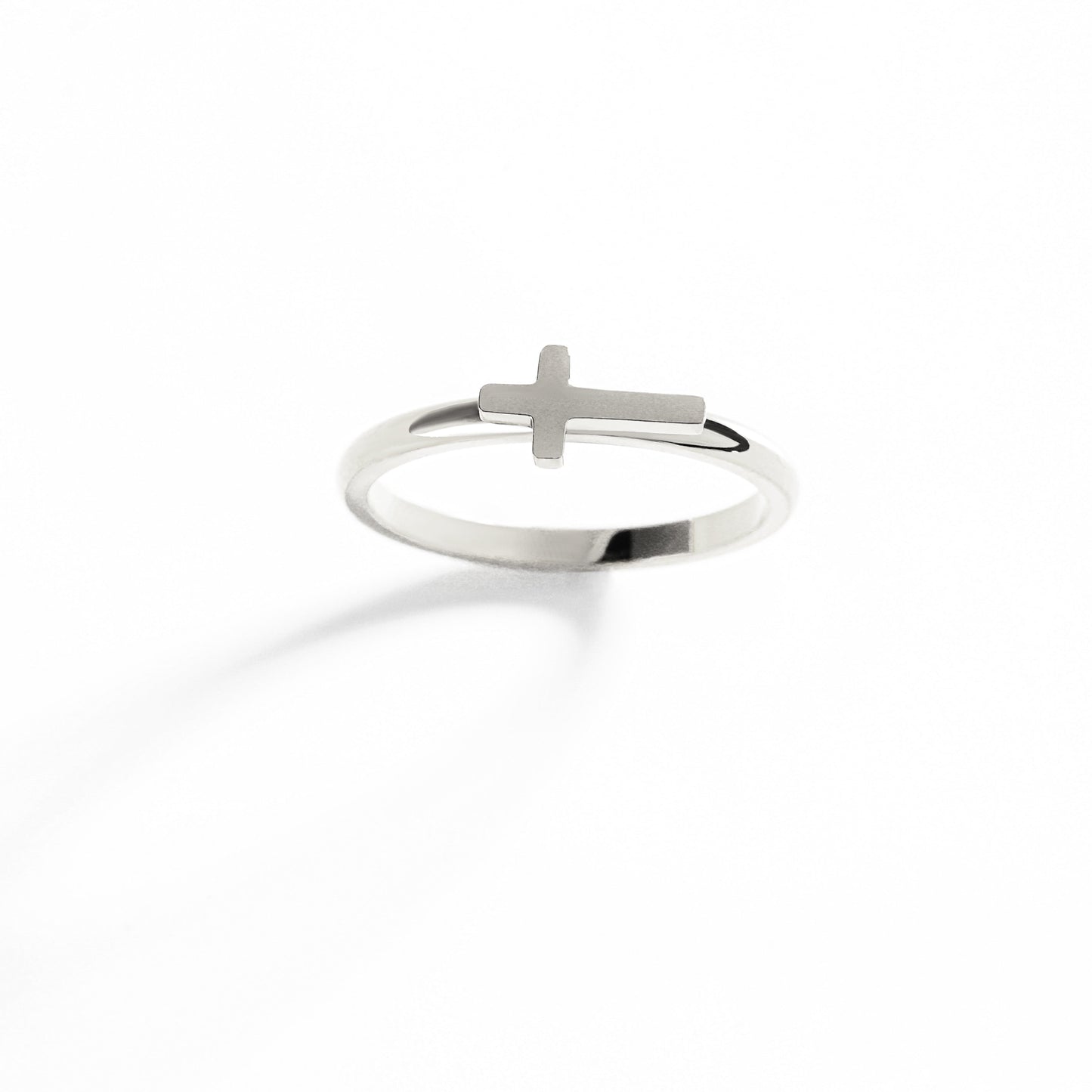 Horizon Cross Ring